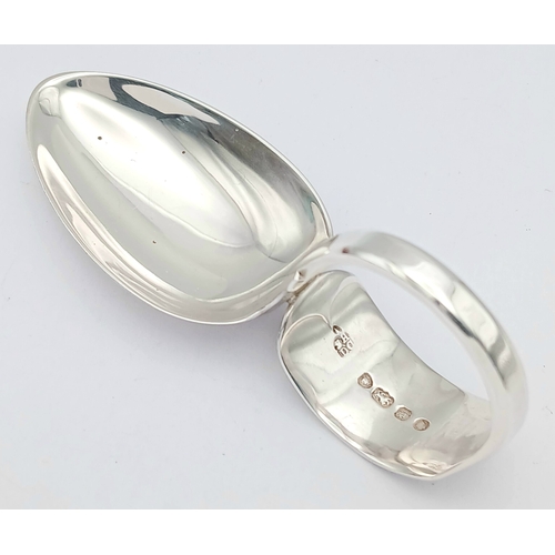 133 - Antique SILVER CADDY SPOON. Clear Hallmark for Hayne and Cater, London 1843. Incredible condition. P... 
