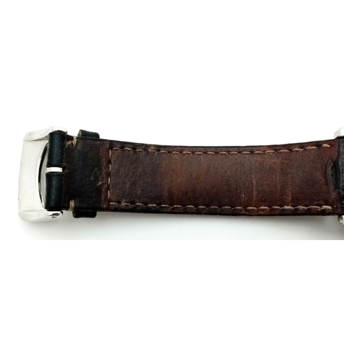 177 - A Montblanc Meisterstuck Quartz Watch. Black leather strap. Stainless steel case - 32mm. White dial ... 