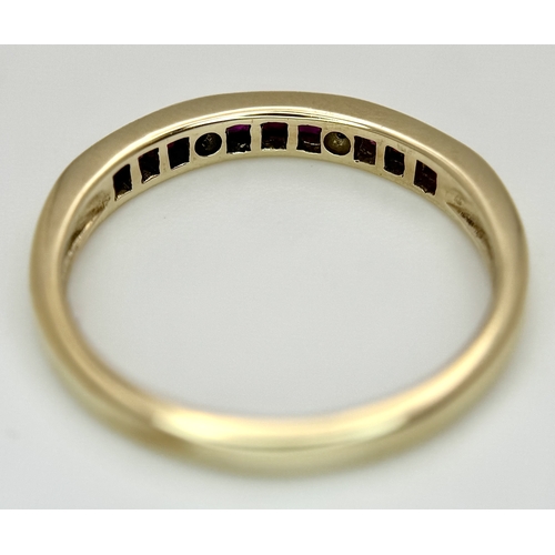 292 - A 9K YELLOW GOLD, DIAMOND AND RUBY SET, BAND RING. TOTAL WEIGHT 2.1G, SIZE P. SC 9023
