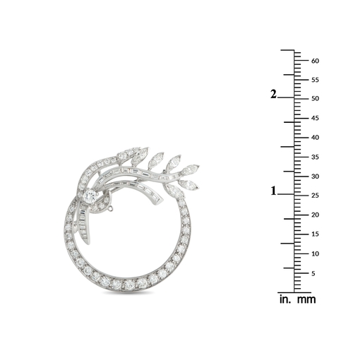 175 - A  Platinum 3.50ct Diamond Brooch. The circular Platinum setting seemingly radiates light thanks to ... 