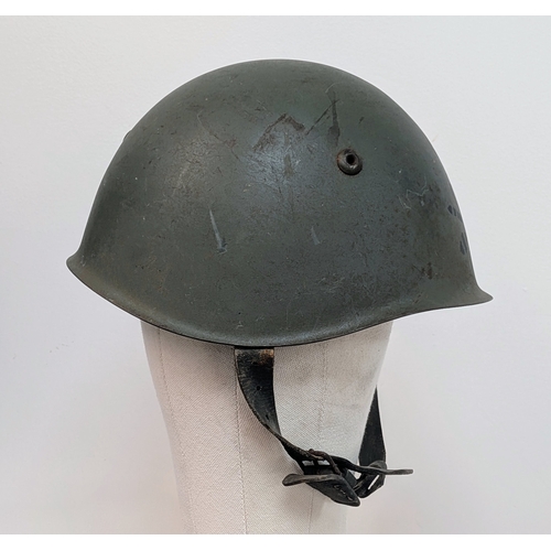 604 - WW2 Italian M33 Helmet with chin strap & liner