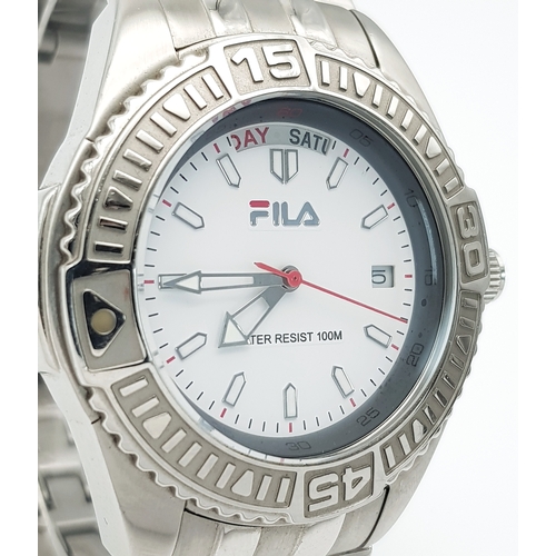 603 - A Fila Branded Stainless Steel Quartz Gents Watch. Stainless steel bracelet and case - 42mm. White d... 