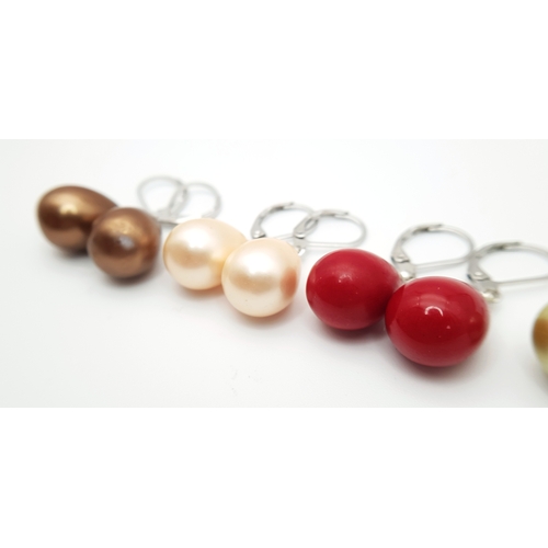 565 - Five Pairs of Different Colour South Sea Pearl Shell Earrings.
Pear shape. Lever-back clasp with a 2... 