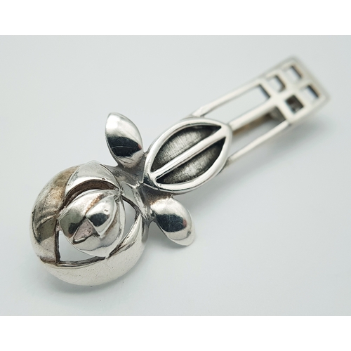 1207 - A Sterling Silver Pale Blue Oval Agate Brooch set in Silver PLUS a Sterling Silver Kit Heath Scottis... 