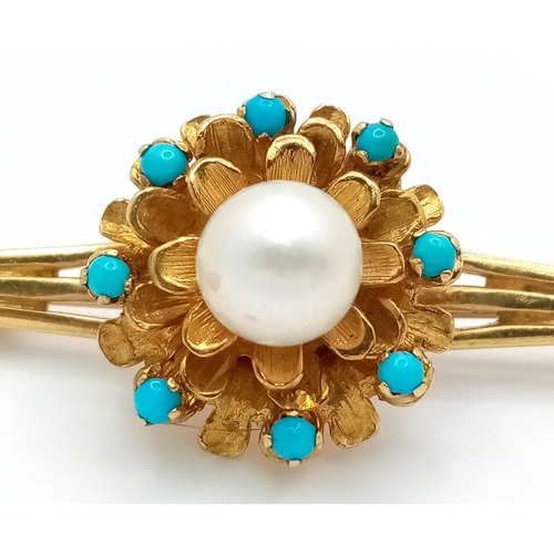 15 - An 18K Yellow Gold Turquoise and Pearl Bar Brooch. Beautiful central ornate flower. 5.5cm. 10.95g to... 
