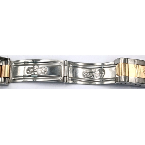 876 - A Classic Rolex Bi-Metal Submariner Automatic Gents Watch. Model 16613. Gold and stainless steel bra... 