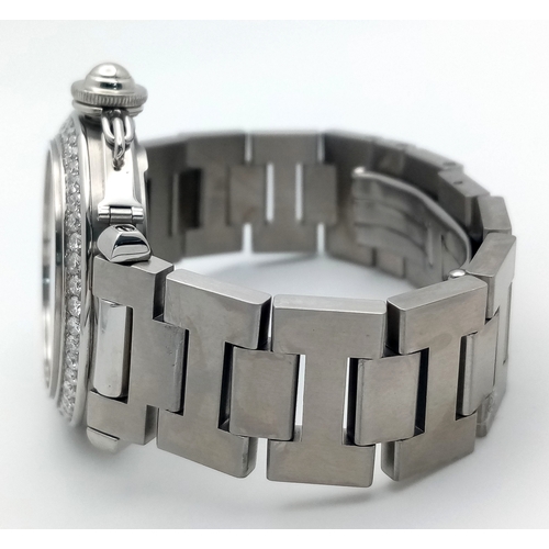 10 - A Pasha de Cartier Automatic Diamond Ladies Watch. Stainless steel bracelet and case - 36mm. Diamond... 