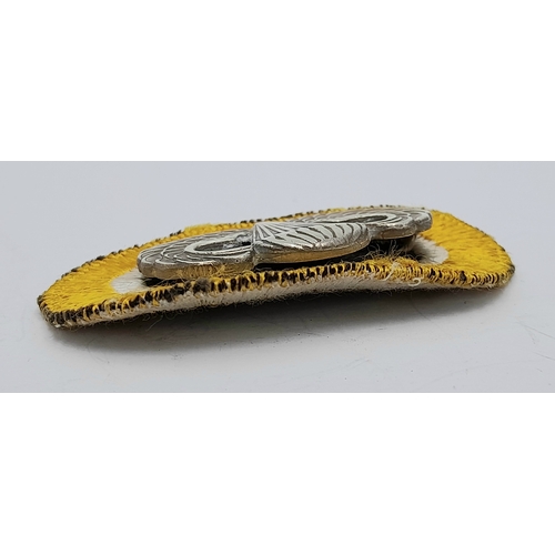 605 - WW2 British Made (Spencer London) US Paratrooper Wings on a 541st P.I.R Oval.