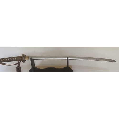 106 - A Japanese Sword - An Early Shinto Katana by Kanenobu. A katana by shodai Kanenobu signed Mutsu no k... 