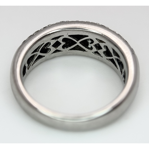 20 - AN 18K WHITE GOLD, DIAMOND SET RING. 1 STONE MISSING. 0.50CTW. 6.6G, SIZE L. TAN 2016