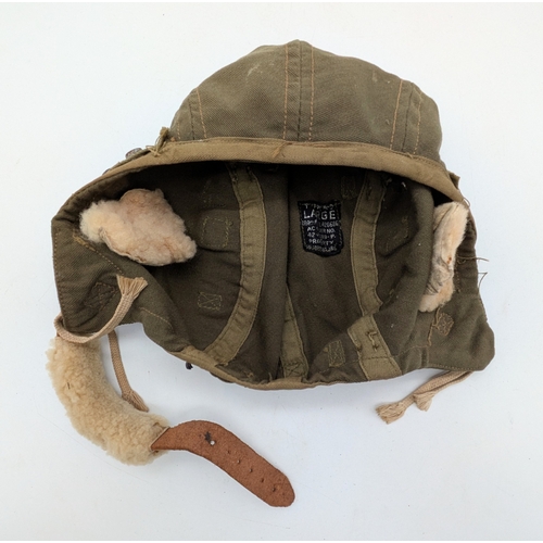 556 - WW2 USAAF A9 Tropical Flying Helmet Size Large. With original sheep’s wool on the ear pockets and ch... 