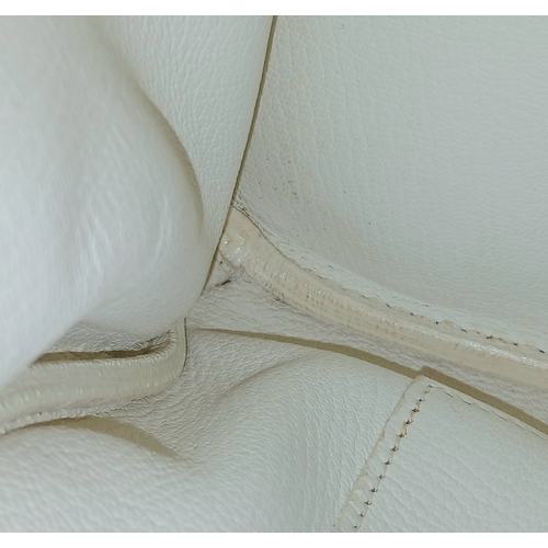 47 - An Hermès White Togo Birkin 35 Handbag. White grained calfskin leather exterior with gold-toned hard... 