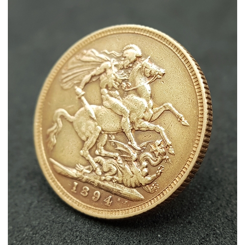 610 - An 1894 Queen Victoria Full Sovereign Coin. 22k Gold.
