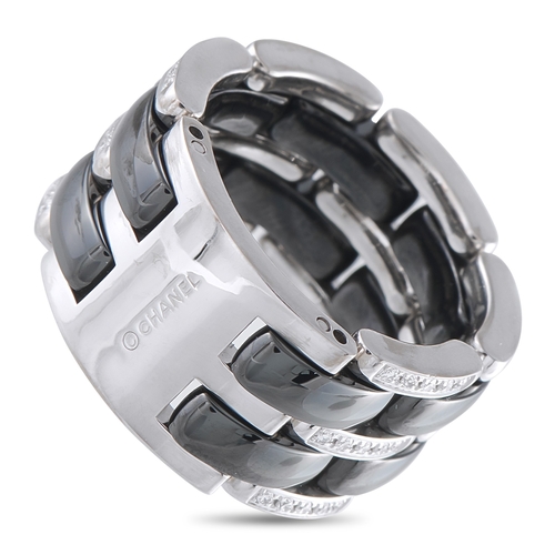 589 - A Chanel ULTRA 18K White Gold 0.38ct Diamond and Black Ceramic Ring. Black ceramic links and 18K Whi... 