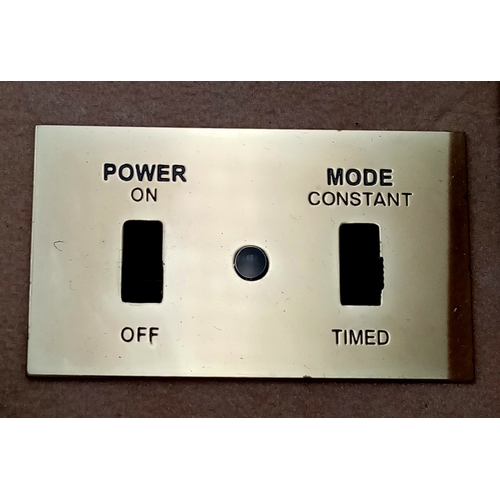 600 - A Rapport of London Automatic Single Watch Winder. Comes with cable. Works but no guarantees. Ref: 0... 