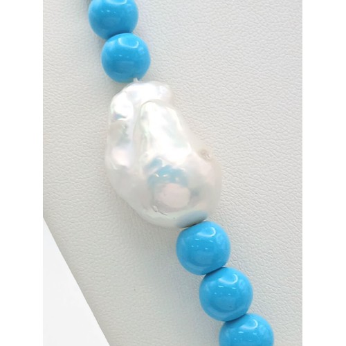 1251 - A Turquoise and Freshwater Pearl Necklace with Baroque Pearl Interrupter. 925 silver clasp. Pearls, ... 