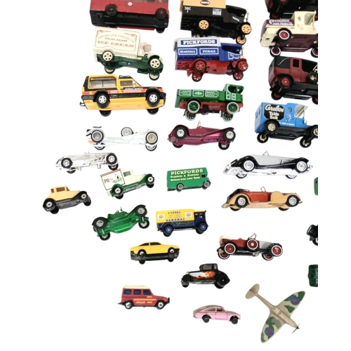 1220 - A box of loose Matchbox and Corgi diecast toy vehicles.