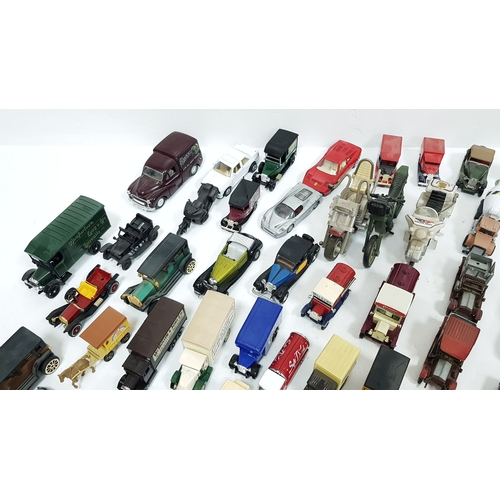 1213 - A box of loose die cast toy cars. Various makes and scales.