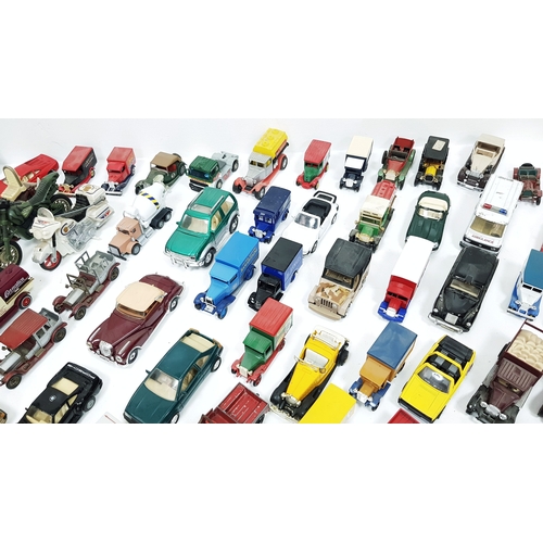 1213 - A box of loose die cast toy cars. Various makes and scales.