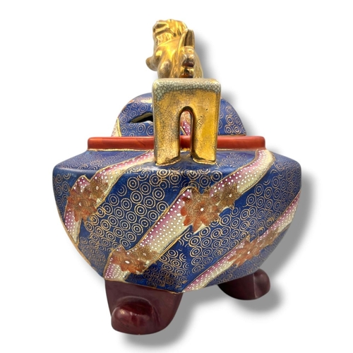 1247 - An antique Japanese Satsuma Pottery Koro (Incense Burner). Finely decorated in traditional Satsuma p... 