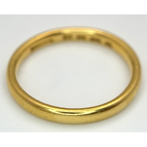 37 - A 22K Yellow Gold Wedding Band. 2.4mm Band Width, Size O. Total Weight 3.55 Grams.