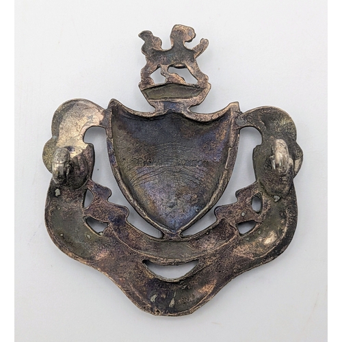 556 - WW1 Middlesbrough Volunteer Training Corps Cap Badge. Maker Marked.