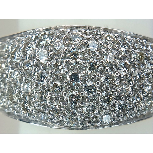 55 - AN 18K YELLOW GOLD, DIAMOND SET RING. 1.20CTW. 8.8G, SIZE P. SC 5103