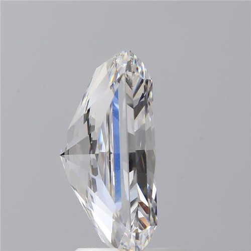 53 - A 3.07ct Radiant Cut Lab-Grown Diamond. Colour E, clarity VS2. IGI certified. Cert no: LG720555809. ... 