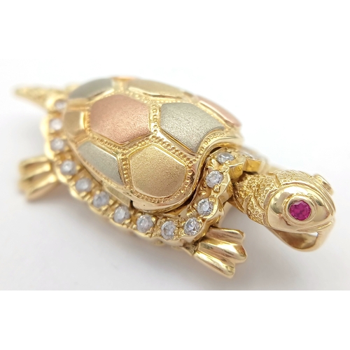 49 - Fabulous 14 CARAT , Jewelled ‘THREE COLOUR GOLD’  TURTLE PENDANT. 8.9 Grams. Approx 3.5 cm.  Absolut... 