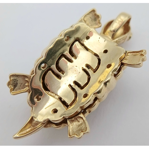 49 - Fabulous 14 CARAT , Jewelled ‘THREE COLOUR GOLD’  TURTLE PENDANT. 8.9 Grams. Approx 3.5 cm.  Absolut... 