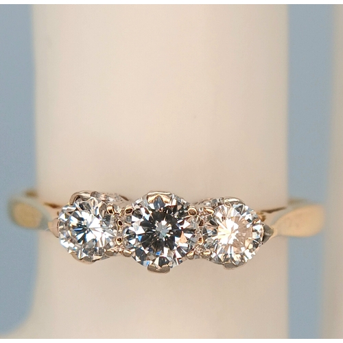 36 - AN 18K YELLOW GOLD, 3 STONE DIAMOND RING. 0.40CTW. 2G, SIZE K. SPSA 7002