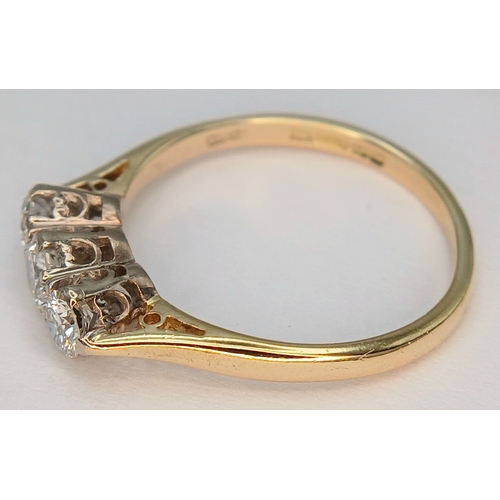 36 - AN 18K YELLOW GOLD, 3 STONE DIAMOND RING. 0.40CTW. 2G, SIZE K. SPSA 7002