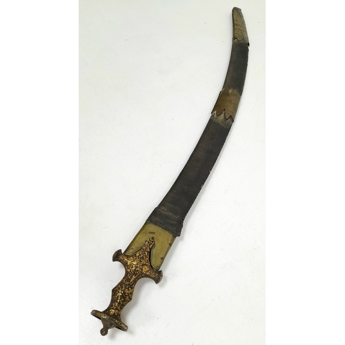 220 - An Antique (circa 1800) Indian Tulwar Curved Sword - Typical of the Mughal Period. A curved single e... 