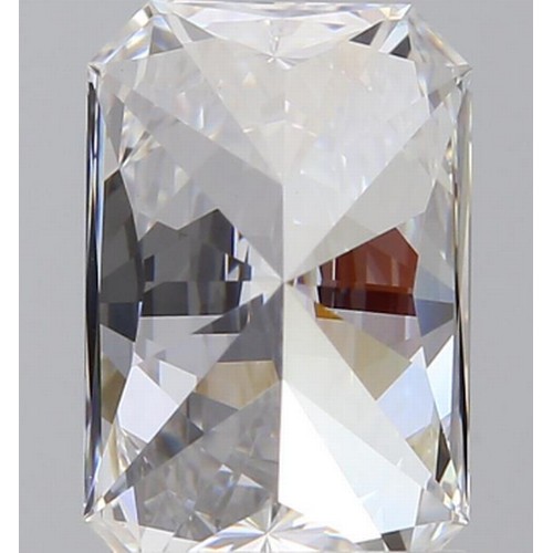 16 - A 1.52ct Radiant Cut Lab-Grown Diamond. Colour D, clarity VS1. IGI certified. Cert no: LG726545112. ... 