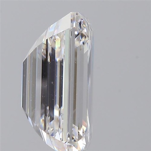 37 - A 2.03ct Emerald Cut Lab-Grown Diamond. Colour D, clarity VS1. IGI certified. Cert no: LG729532188. ... 
