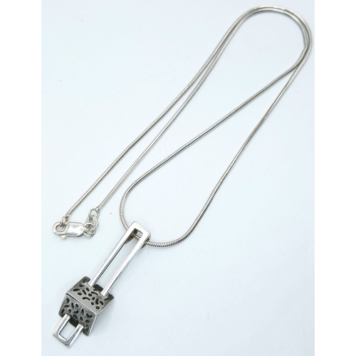 50 - A Stylish 925 Sterling Silver Geometric Drop Pendant Necklace - 44cm Length. Features an openwork ge... 