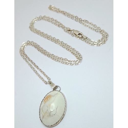 10 - A 925 Sterling Silver large jasper Stone Set Pendant Necklace - 78cm length. The necklace is fitted ... 