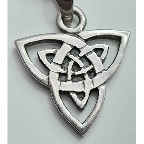 59 - A 925 Sterling Silver Celtic Trinity Knot Pendant Necklace - 46cm length. The necklace is fitted wit... 