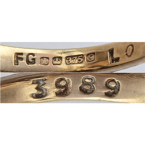 21 - Beautiful Vintage 9 CARAT GOLD RING with DIAMONDS SET IN PLATINUM in Floral Formation. 2.6 Grams. Si... 