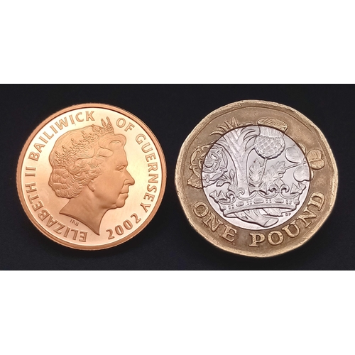 47 - A ROYAL MINT 2002, QUEEN ELIZABETH II, BAILIWICK OF GUERNSEY, THE GOLDEN JUBILEE, 25 POUNDS, 22K GOL... 