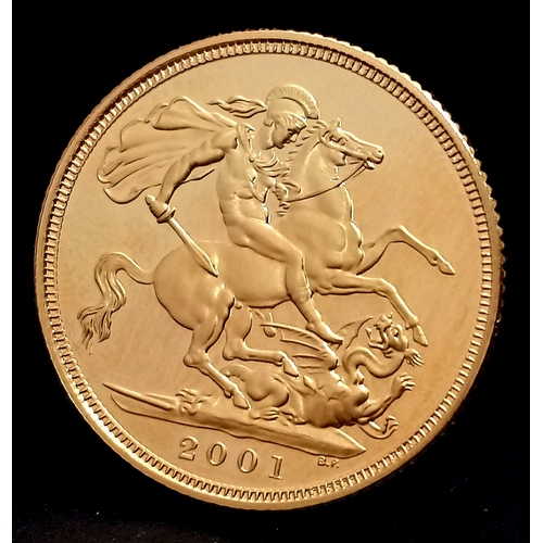 97 - A 2001, QUEEN ELIZABETH II, FULL SOVEREIGN, PROOF CONDITION COIN. FROM ROYAL MINT IN BOX AND CAPSULE... 