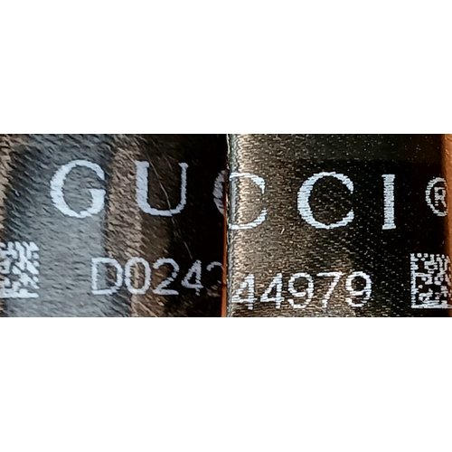 40 - A Gucci GG Supreme Fox Head Bamboo Handle Handbag. Beige GG Supreme canvas exterior with black, whit... 