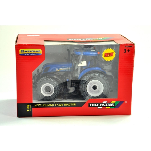 160 - Britains Farm issue comprising 1/32 New Holland T7.220 Tractor. Appears excellent and secured within... 