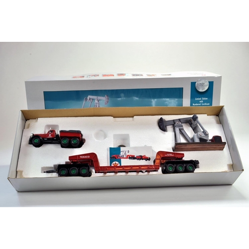 61 - Corgi Diecast Truck issue comprising US issue Diamond T980 Ballast & Girder Trailer & Nodding Donkey... 