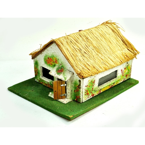 427 - Britains by Hugar or similar Country Type Farm Cottage with Thatched Roof. Well presented piece is e... 