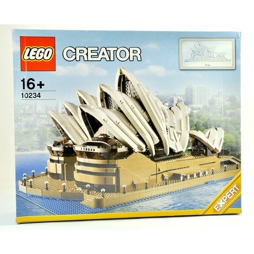 1093 - Lego Creator Set No. 10234 Sydney Opera House. Huge. Unopened.  Note: We are always happy to provide... 