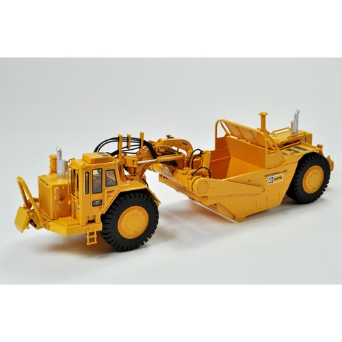 495 - Classic Construction Models (CCM) 1/48 Diecast Construction issue comprising CAT 657B Wheel-Tractor ... 