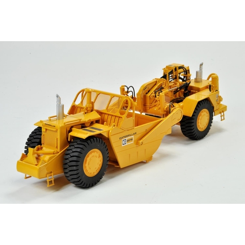 495 - Classic Construction Models (CCM) 1/48 Diecast Construction issue comprising CAT 657B Wheel-Tractor ... 