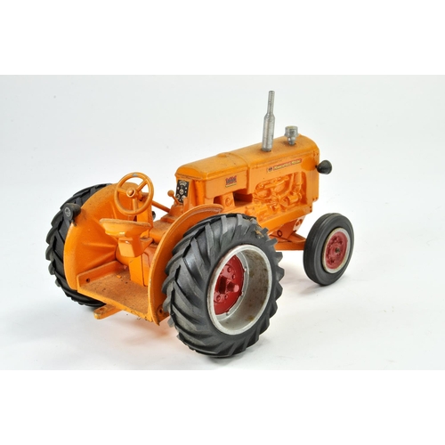 522 - Cottonwood Acres 1/16 Model Farm Issue comprising Minneapolis Moline Tractor.  Hard to find Model, a... 