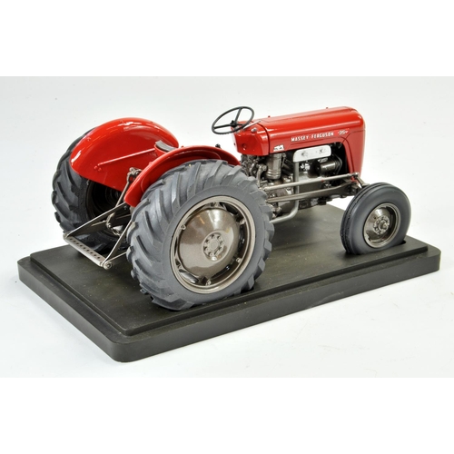 524 - G & M Farm Models 1/16 Model Farm Issue comprising No.03005 Massey Ferguson 35 Tractor. Appears Exce... 